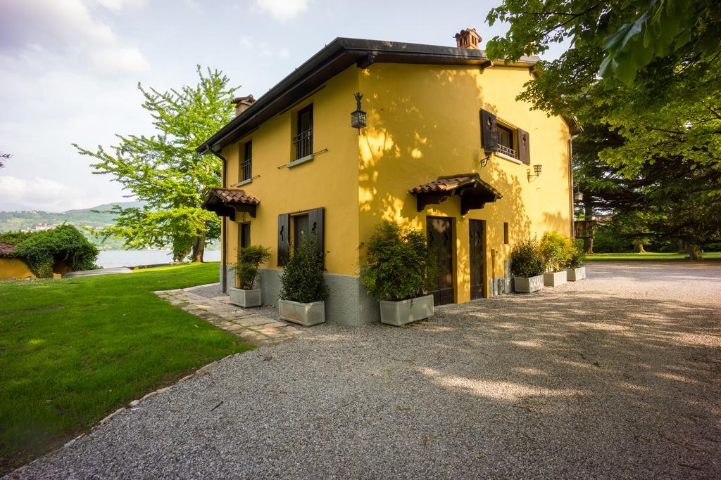 Relais Di Villa Adinolfi Annone di Brianza Exterior foto