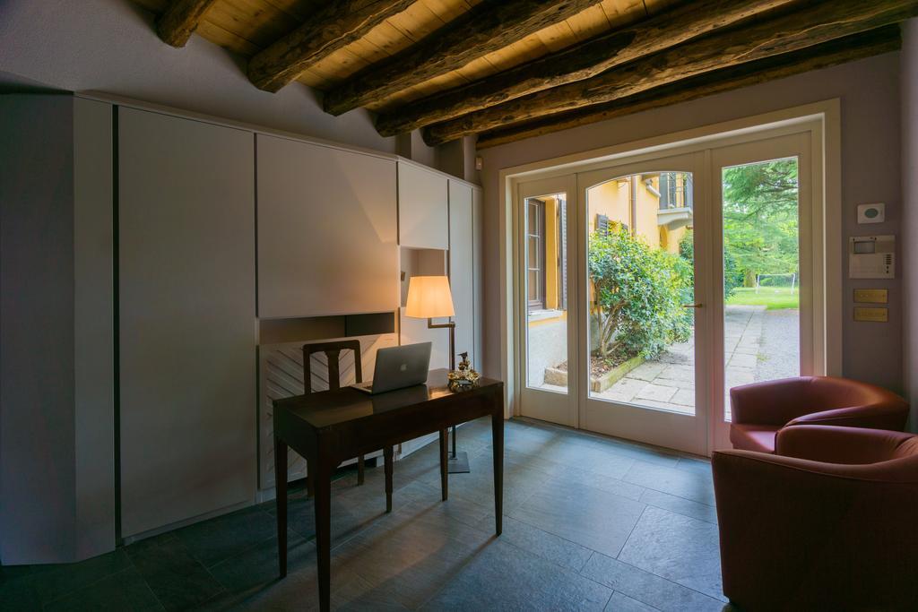 Relais Di Villa Adinolfi Annone di Brianza Exterior foto